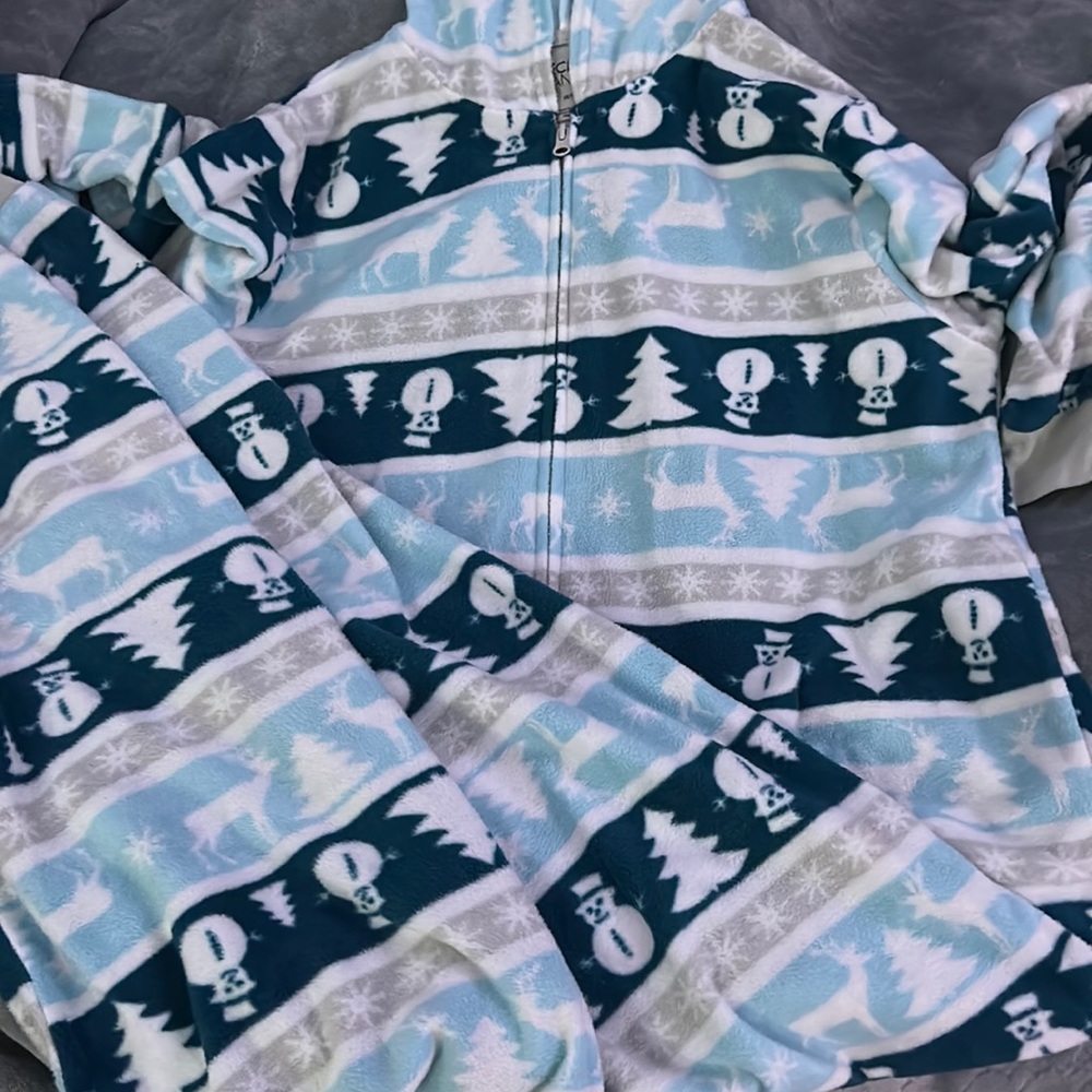 Hooded footless onesie